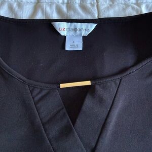 Liz Claiborne Black V-Neck Cap Sleeve Blouse with Gold Accent Bar; Size Large